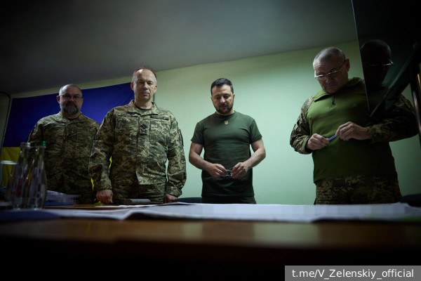 Зеленский провел «важную встречу» с военными без Залужного