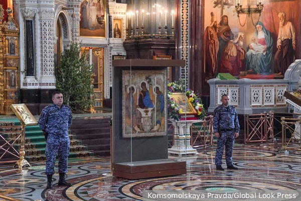 В РПЦ заявили о продлении срока пребывания «Троицы» Рублева в храме Христа до 18 июля