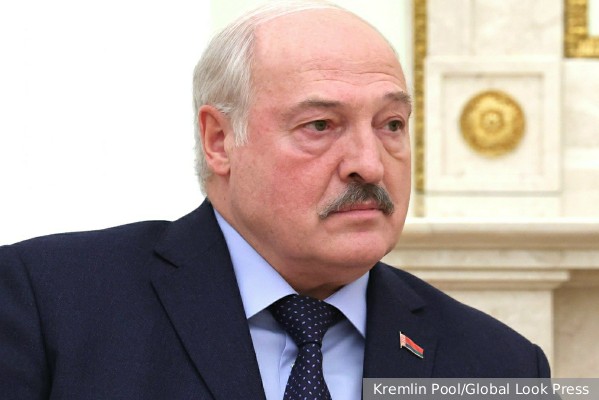 Британская пресса узнала о подготовке в Польше боевиков для свержения Лукашенко