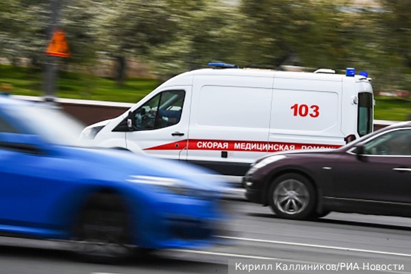 МВД: Внедорожник с чиновниками из Запорожской области врезался в дорожное ограждение и взорвался