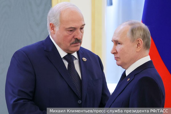 Лавров раскрыл подробности субботнего разговора Путина и Лукашенко