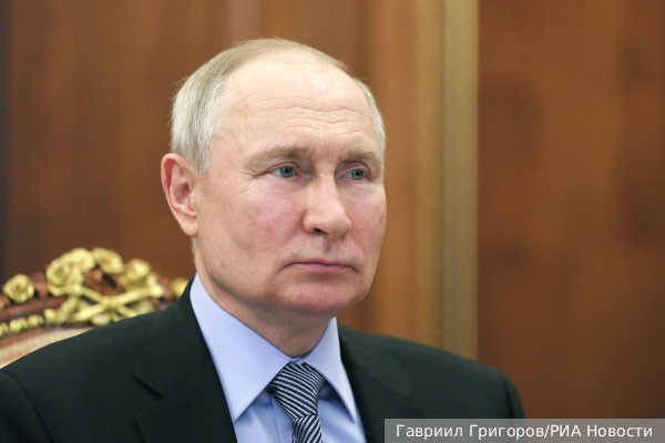 Путин: Погибшие во время мятежа летчики с честью выполнили свой долг