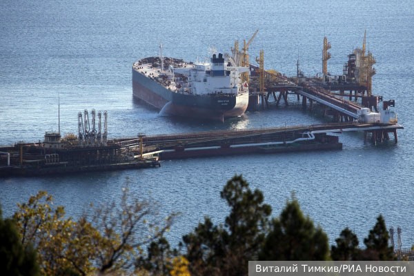 Зачем Россия сокращает экспорт нефти и свои доходы