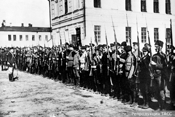 Почему провалилось первое восстание большевиков 