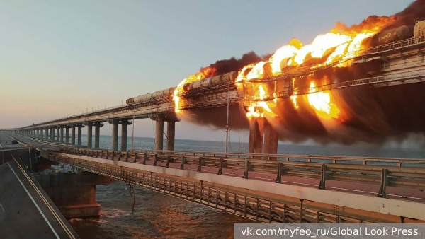 Минобороны Украины впервые признало ответственность Киева за теракт на Крымском мосту