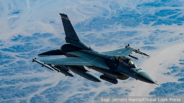 Байден выступил за поставки истребителей F-16 Турции