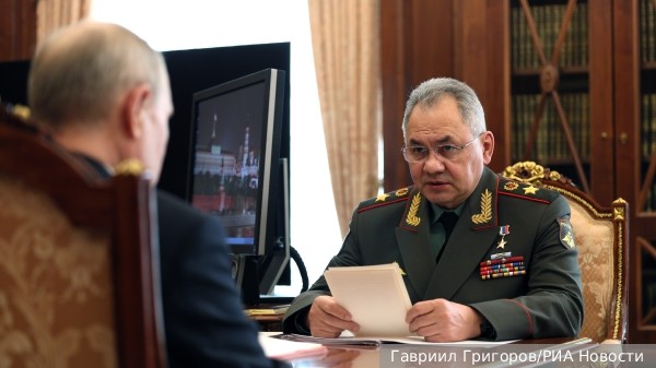 Шойгу: Путин заслушивает доклады об остановке на фронте два раза в сутки