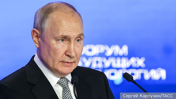 Путин призвал внедрить большие данные в управление экономикой России