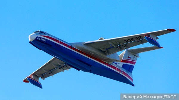 МЧС: Россия направила в Турцию два самолета-амфибии Бе-200ЧС для тушения пожаров