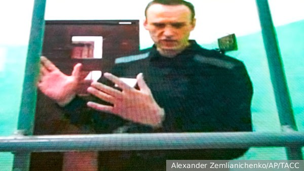 Экс-юрист ФБК: Думаю, против Навального возбудят еще несколько дел