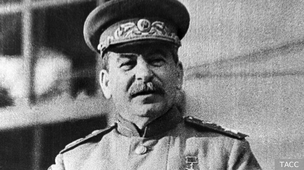 Путин напомнил Польше о подарке Сталина