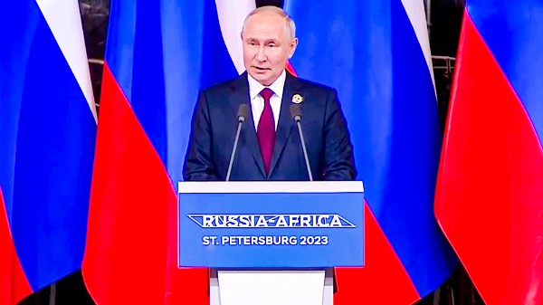 Путин африканской поговоркой охарактеризовал развитие отношений с Африкой