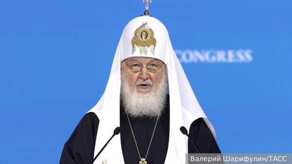 Патриарх Кирилл призвал русских и украинцев взять «щит любви»