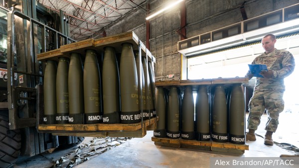 США увеличили поставки снарядов Киеву для поддержки наступления