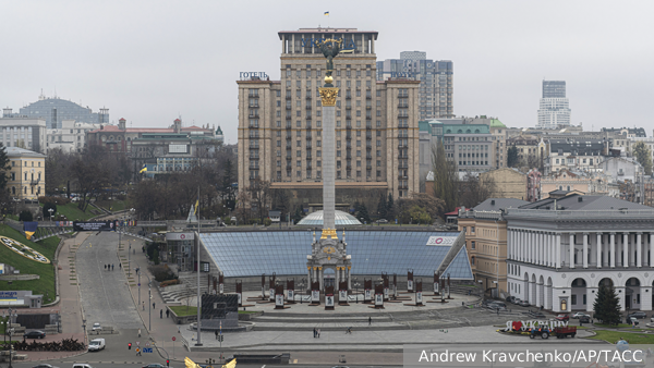 Украинские дипломаты перестали возвращаться из загранкомандировок