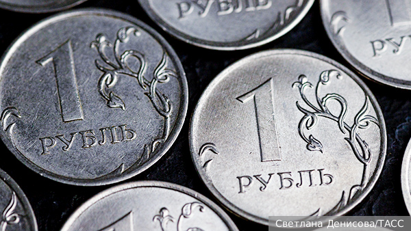 Орешкин назвал сроки нормализации курса рубля