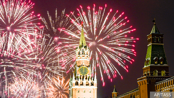 Правительство России определило график переноса выходных дней в 2024 году