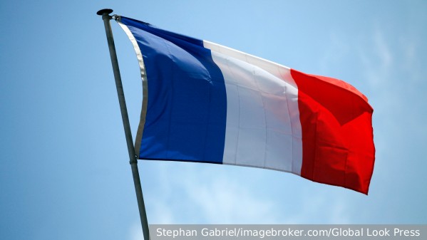 Париж заявил об отсутствии у мятежников в Нигере права требовать от французского посла покинуть страну