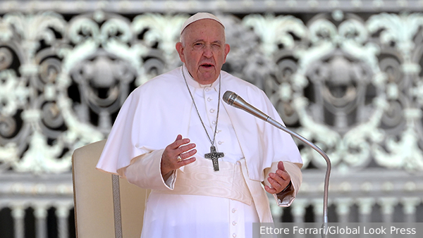 Киев осудил речь папы римского Франциска о великой России