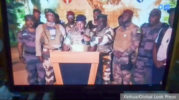 Франция осудила военный переворот в Габоне
