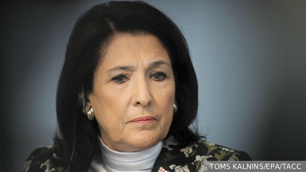 Политолог Мамрадзе оценил вероятность отправки Зурабишвили в отставку