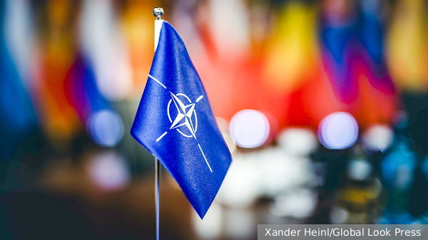 Atlantic: НАТО грозит крах к 2025 году из-за разногласий по Украине