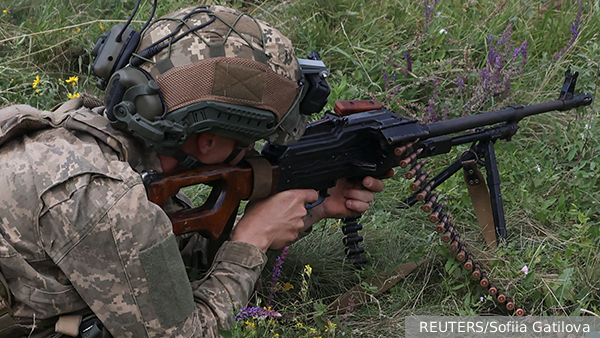 ВСУ открыли огонь по своим военным за оставление позиций под Херсоном