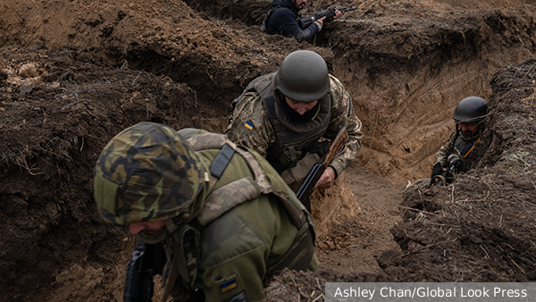 В Донецке объяснили задачи попыток прорыва ВСУ в районе Новодонецкого