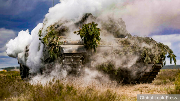 Как сожжен на Украине «непобедимый» британский танк