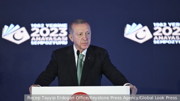 Президент Турции Эрдоган: Анкара может пойти разными путями с Евросоюзом
