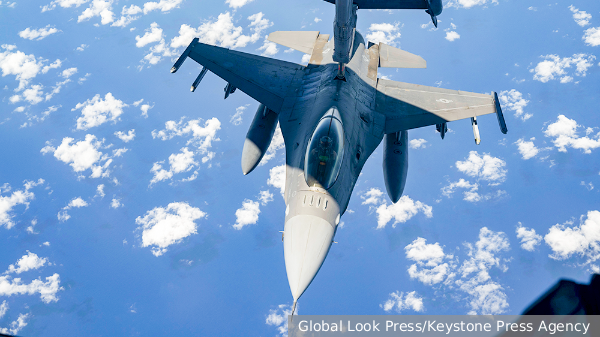 В ФРГ не планируют обучать украинских пилотов управлению F-16