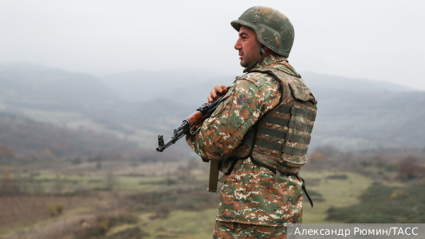 Власти Нагорного Карабаха согласились прекратить огонь