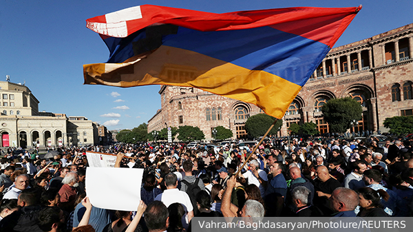 Что ждет Армению и Пашиняна после потери Карабаха