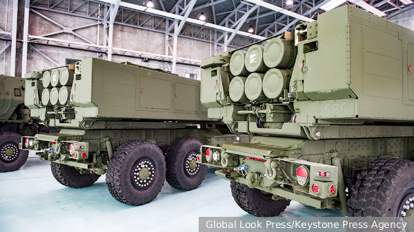 США готовы передать Киеву дальнобойные кассетные ракеты ATACMS