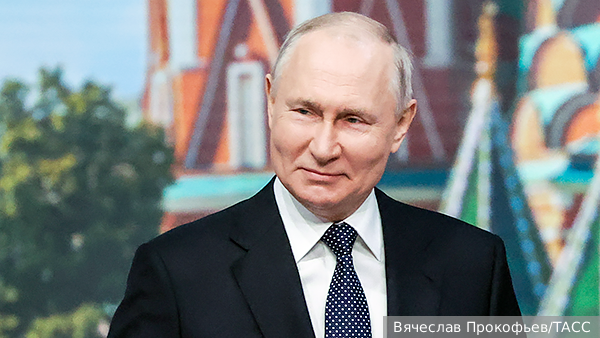 Политолог: Путин вернул России политический, военный и технологический суверенитет