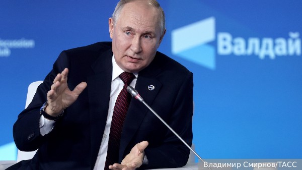 Эксперты: Владимир Путин определил роль России в мире