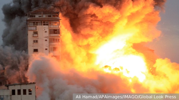 Армия обороны Израиля сообщила об авиаударах по ХАМАС в секторе Газа
