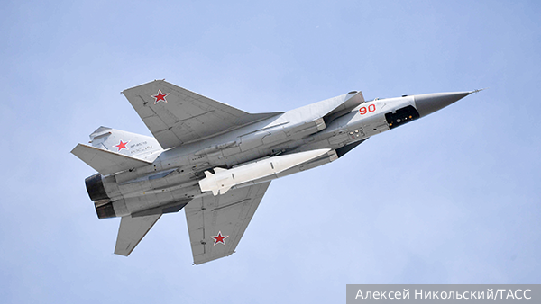 Путин поручил постоянно патрулировать Черное море самолетами с «Кинжалами»