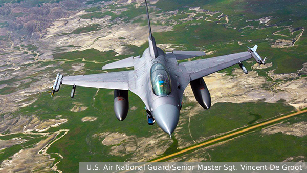 Военный эксперт: Надувные ложные позиции ПВО не обманут истребители F-16