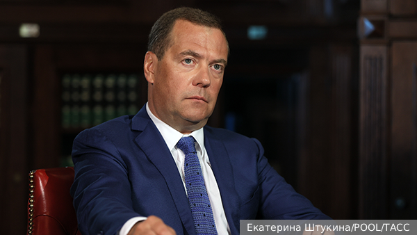 Медведев: Ведомый США мир катится в глубочайшую пропасть