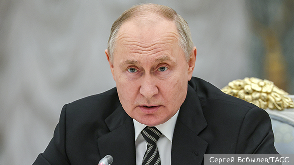Путин заявил, что с тревогой следит за событиями на Ближнем Востоке