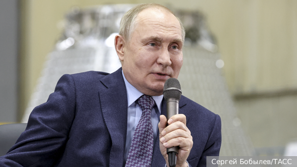 Путин рассказал, как из-за его оговорки переименовали космический проект