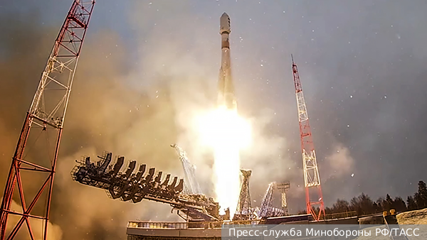 ВКС запустили ракету «Союз-2.1б» с военными спутниками