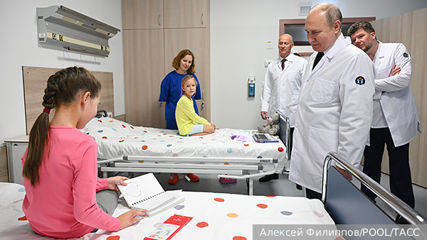 Эксперт: В России создаются новые формы помощи детям с онкологическими заболеваниями