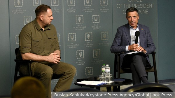 Украина отвергла идею Расмуссена о вступлении в НАТО без Крыма и Донбасса