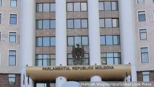 Въезд в Россию запрещен 11 молдавским депутатам из партии Санду
