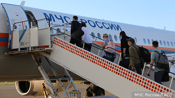 Спецборт с эвакуированными из Газы россиянами вылетел в Москву 