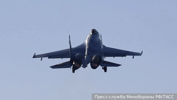 Песков: Истребители Су-35С ВКС сопровождали Путина во время перелета в Абу-Даби