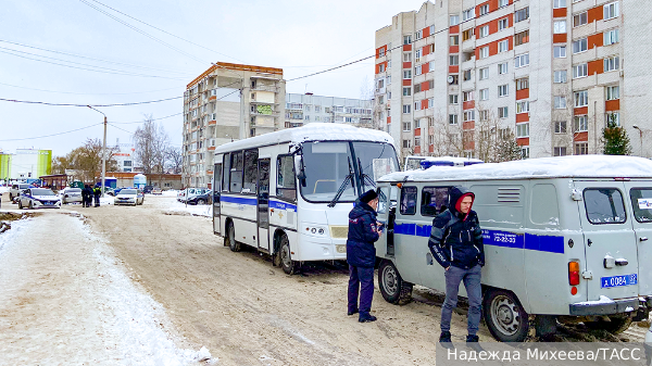 В Брянск направлены сотрудники Росгвардии после стрельбы в школе