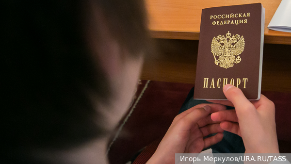 Приезжих впервые лишили гражданства России за преступление